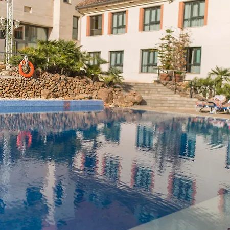 Hills Hotel 4*