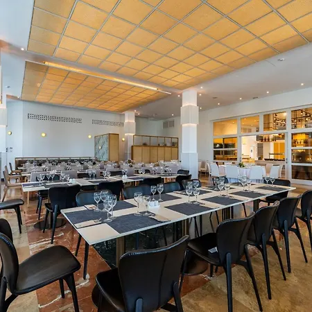 Hills Ξενοδοχείο Αντεκέρα