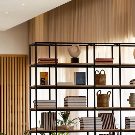 Hills Ξενοδοχείο