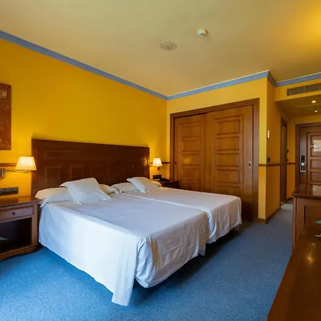 Hotel Hills 4*