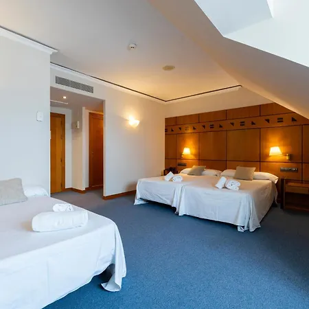 Hills Hotel 4*