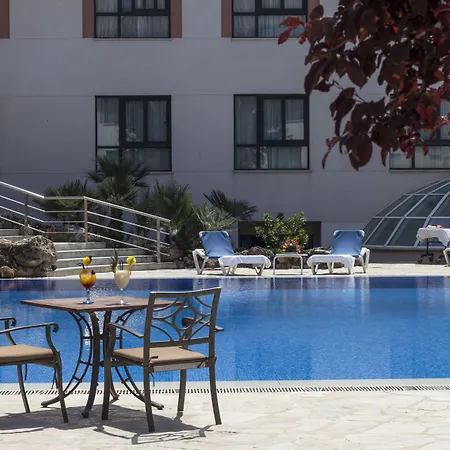 Hills Ξενοδοχείο Αντεκέρα